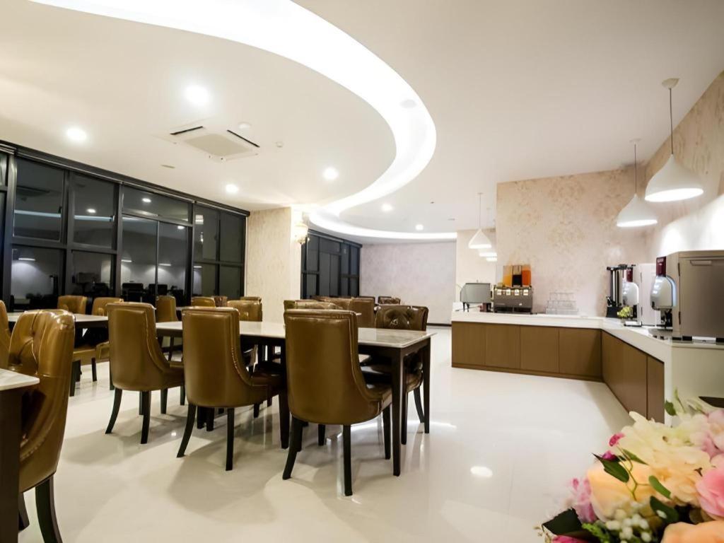 The Y Boutique Hotel Чіангмай Екстер'єр фото